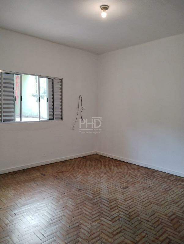 Casa para alugar com 2 quartos, 65m² - Foto 13