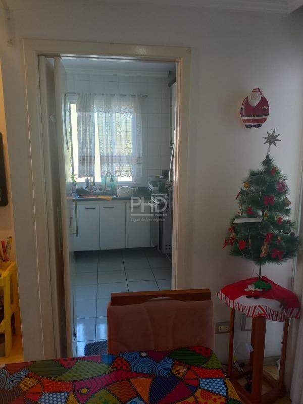 Apartamento à venda com 2 quartos, 45m² - Foto 1