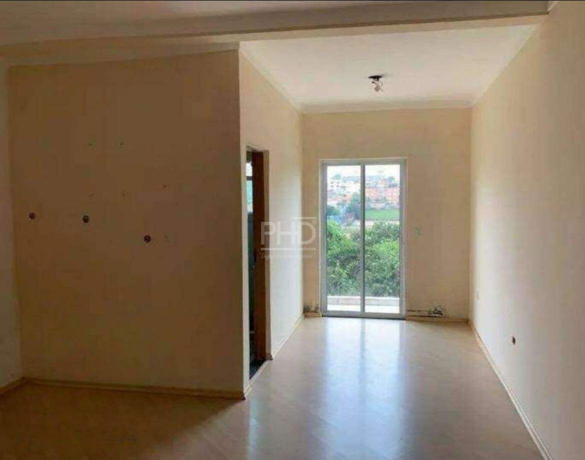 Sobrado para alugar com 2 quartos, 240m² - Foto 1