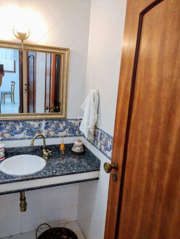 Sobrado à venda com 3 quartos, 302m² - Foto 39