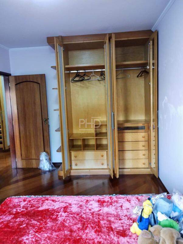 Sobrado à venda com 3 quartos, 302m² - Foto 29