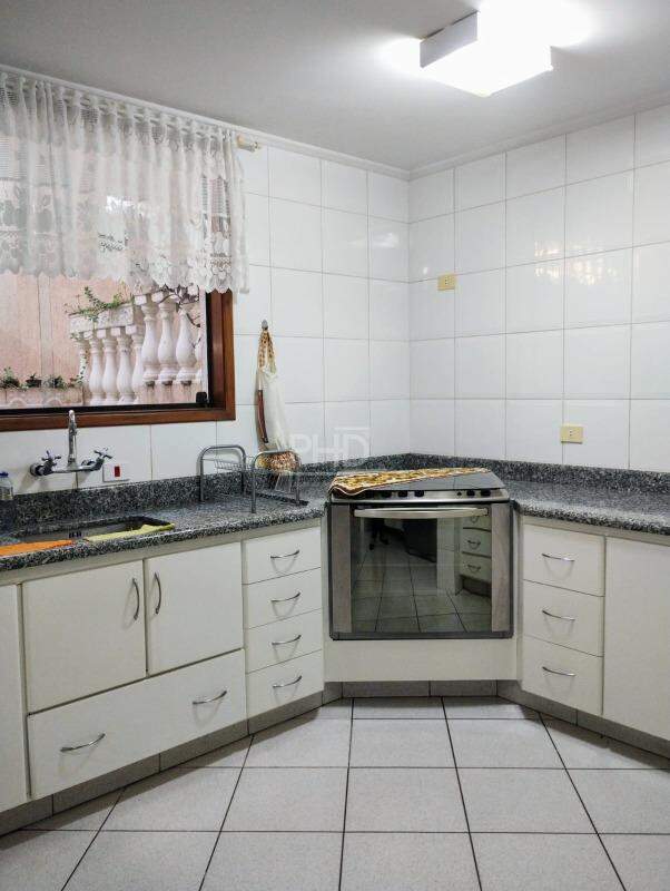 Sobrado à venda com 3 quartos, 302m² - Foto 18