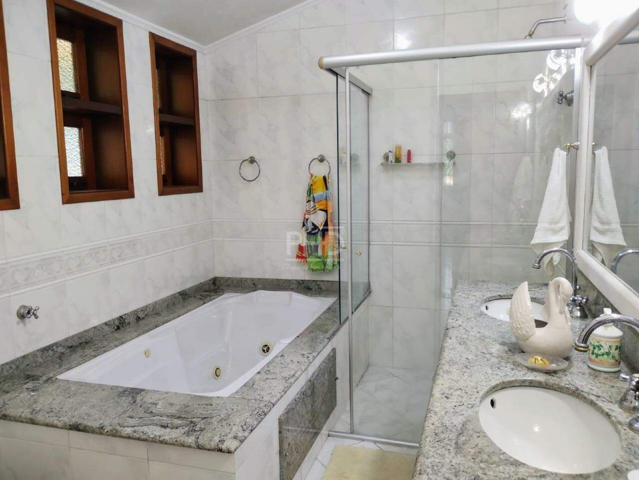 Sobrado à venda com 3 quartos, 302m² - Foto 36