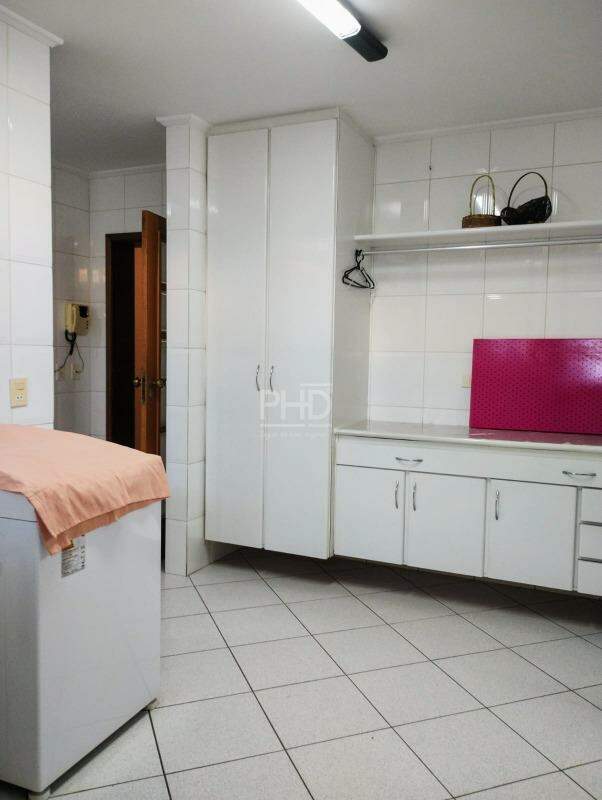 Sobrado à venda com 3 quartos, 302m² - Foto 21