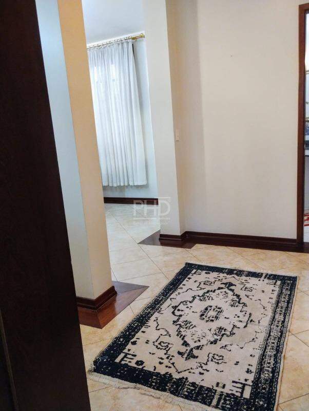 Sobrado à venda com 3 quartos, 302m² - Foto 13