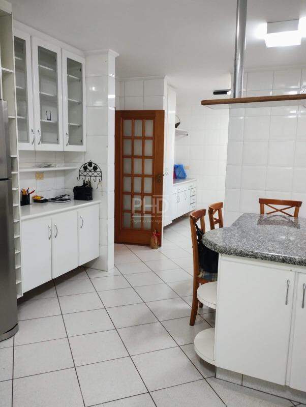 Sobrado à venda com 3 quartos, 302m² - Foto 20