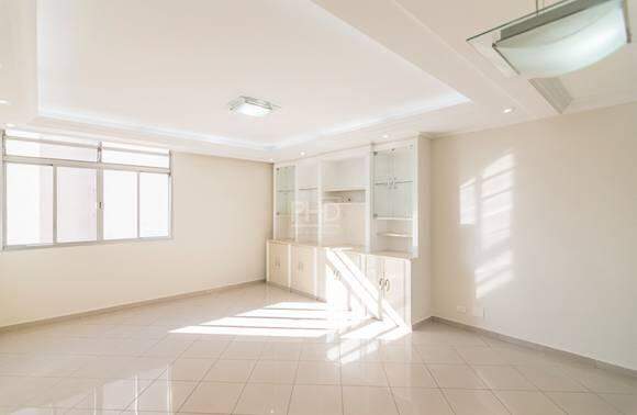 Apartamento para alugar com 4 quartos, 140m² - Foto 4