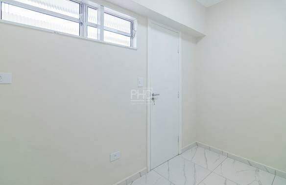 Apartamento para alugar com 4 quartos, 140m² - Foto 10