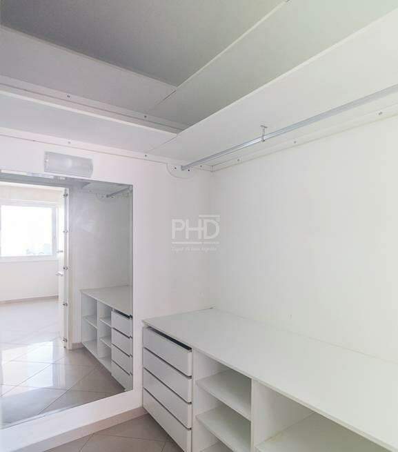 Apartamento à venda com 4 quartos, 140m² - Foto 19