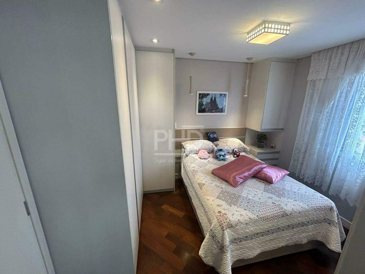 Apartamento à venda com 2 quartos, 76m² - Foto 13