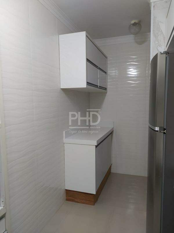 Apartamento à venda com 2 quartos, 64m² - Foto 7