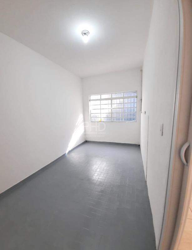 Casa para alugar com 3 quartos, 90m² - Foto 6