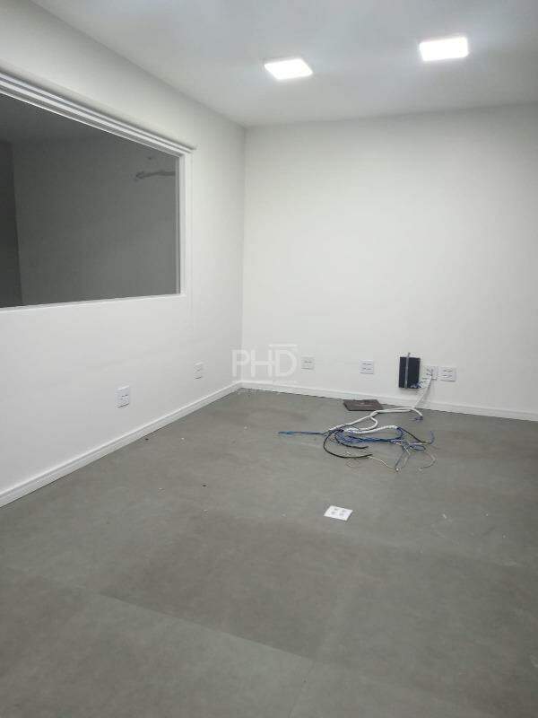 Prédio Inteiro para alugar, 210m² - Foto 6