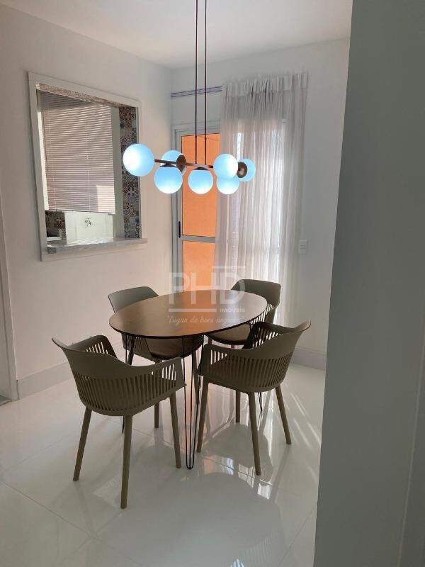 Apartamento à venda com 2 quartos, 53m² - Foto 2