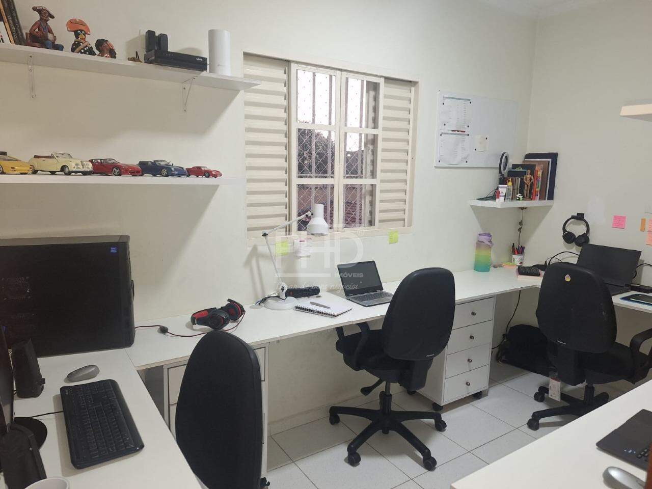 Sobrado à venda com 3 quartos, 244m² - Foto 18