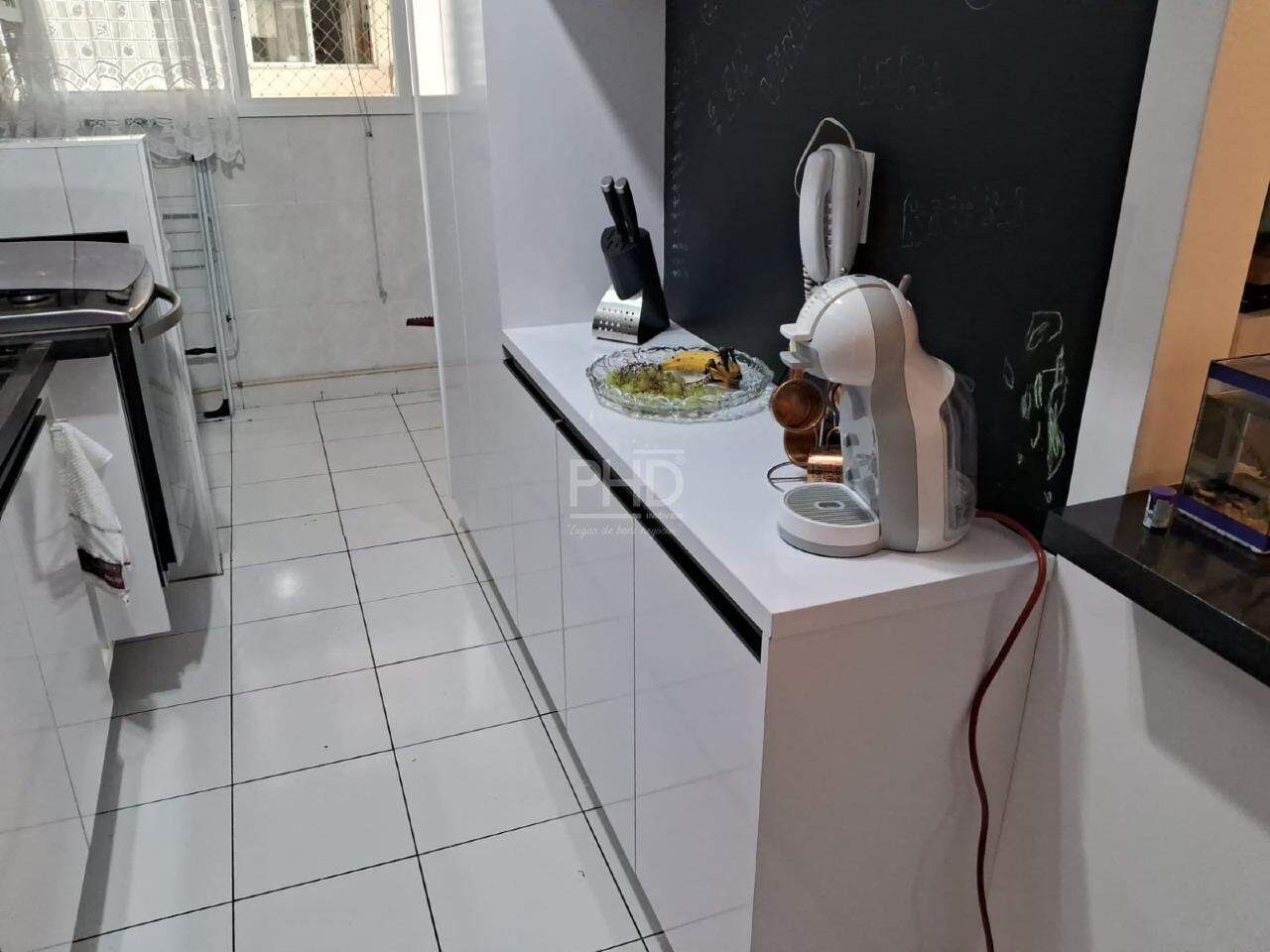 Apartamento à venda com 2 quartos, 62m² - Foto 11