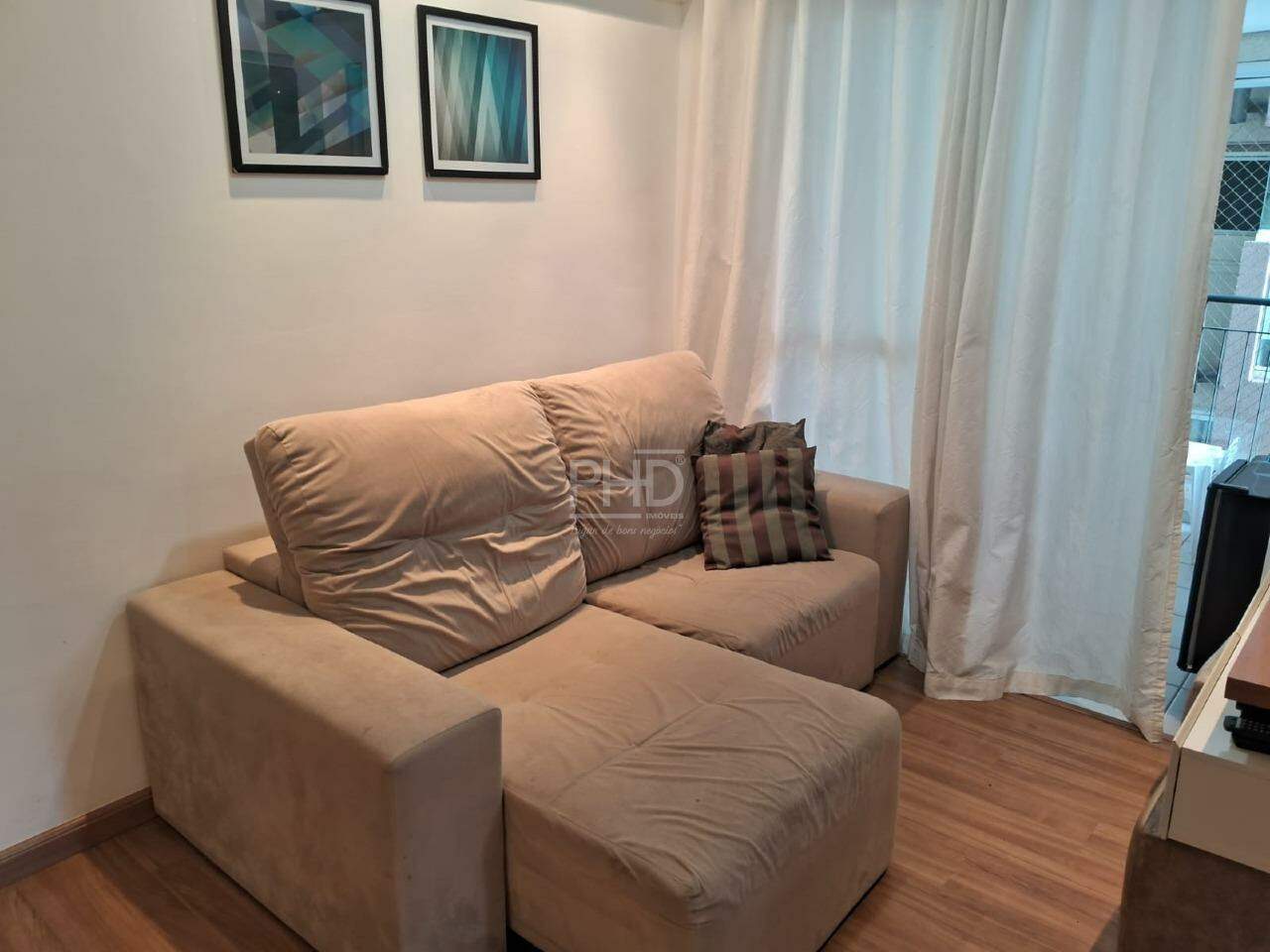 Apartamento à venda com 2 quartos, 62m² - Foto 2