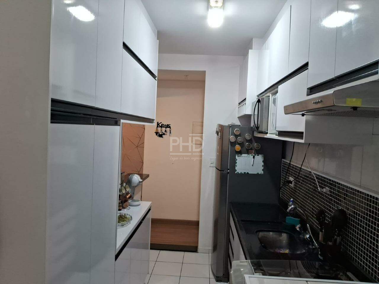 Apartamento à venda com 2 quartos, 62m² - Foto 9