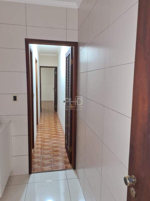 Casa à venda com 2 quartos, 135m² - Foto 9