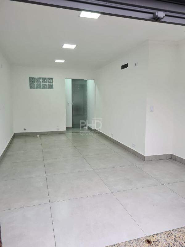 Casa à venda com 2 quartos, 135m² - Foto 14