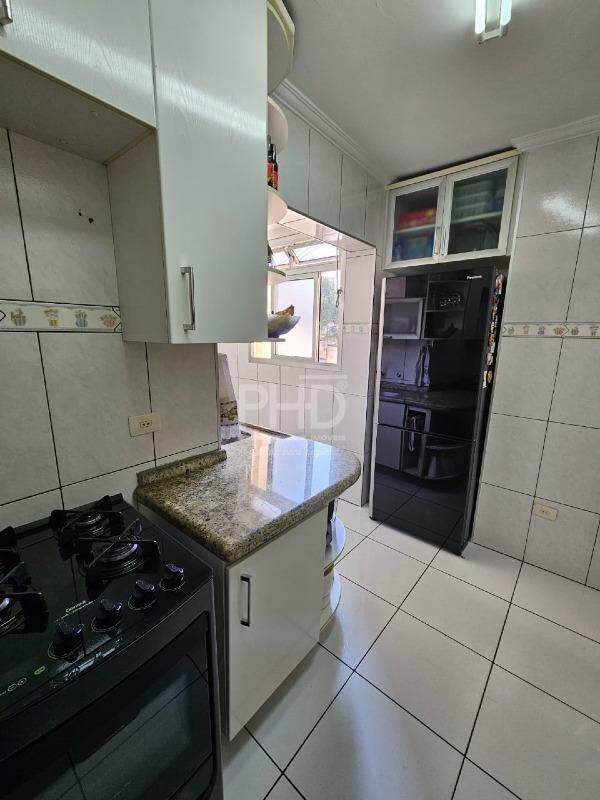 Apartamento à venda com 3 quartos, 70m² - Foto 10