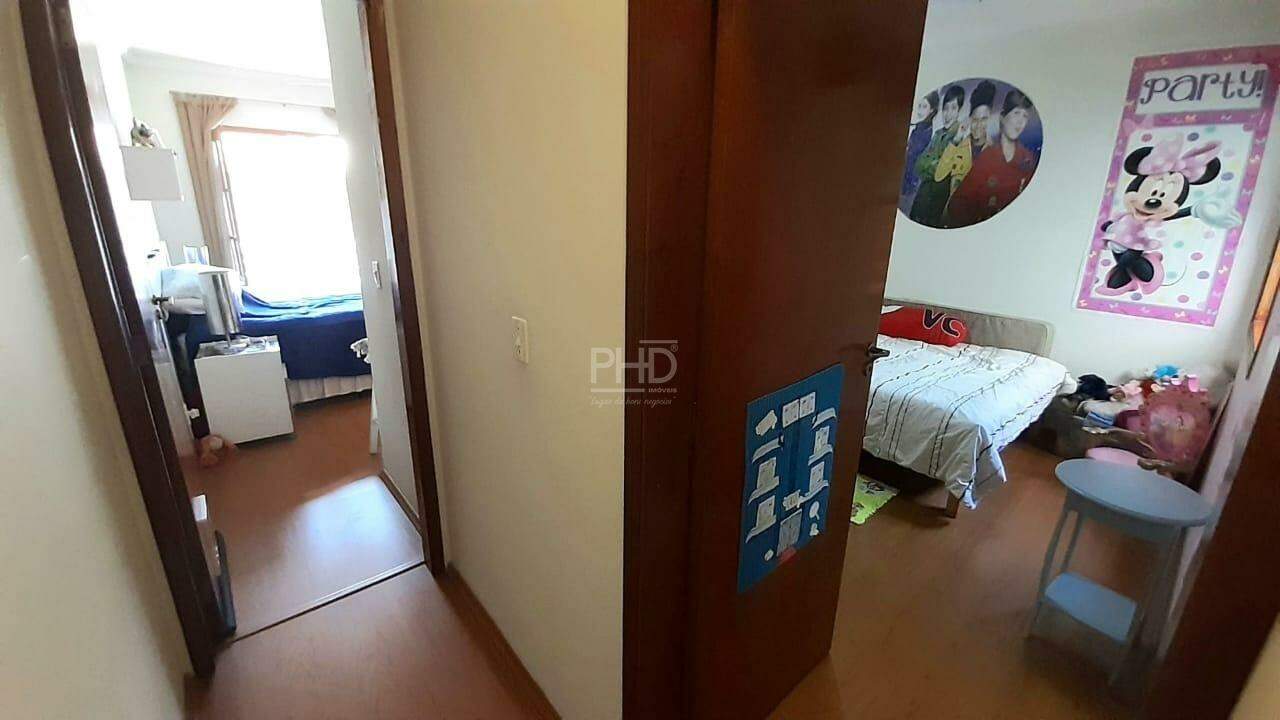 Sobrado à venda com 3 quartos, 225m² - Foto 9