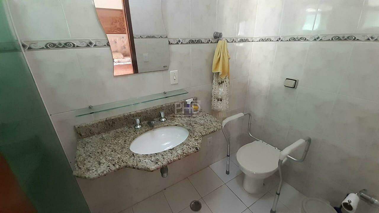 Sobrado à venda com 3 quartos, 225m² - Foto 18