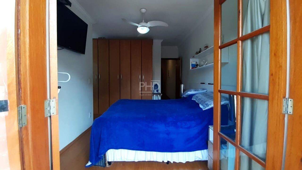 Sobrado à venda com 3 quartos, 225m² - Foto 11