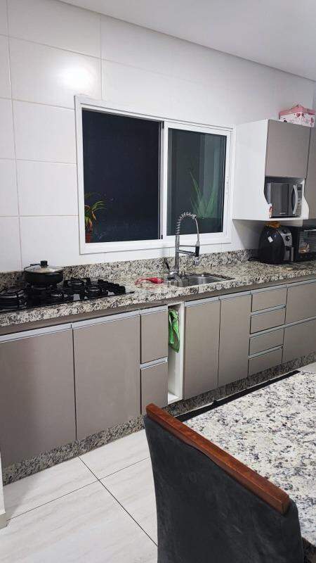 Apartamento à venda com 2 quartos, 70m² - Foto 8