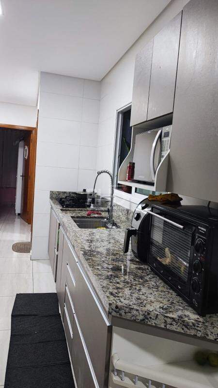 Apartamento à venda com 2 quartos, 70m² - Foto 9