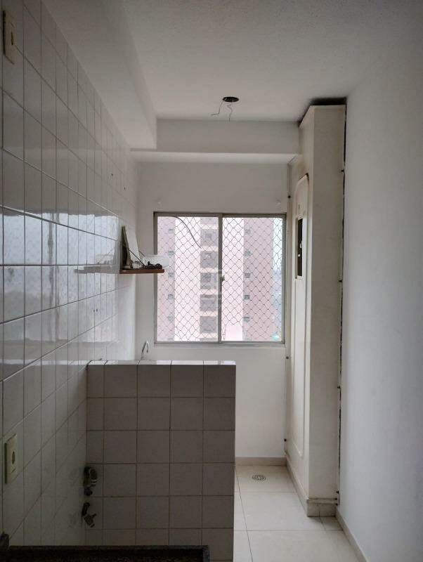 Apartamento à venda com 2 quartos, 60m² - Foto 11