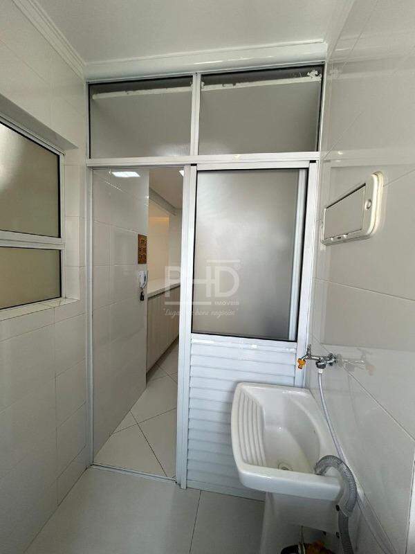 Apartamento à venda com 2 quartos, 80m² - Foto 30