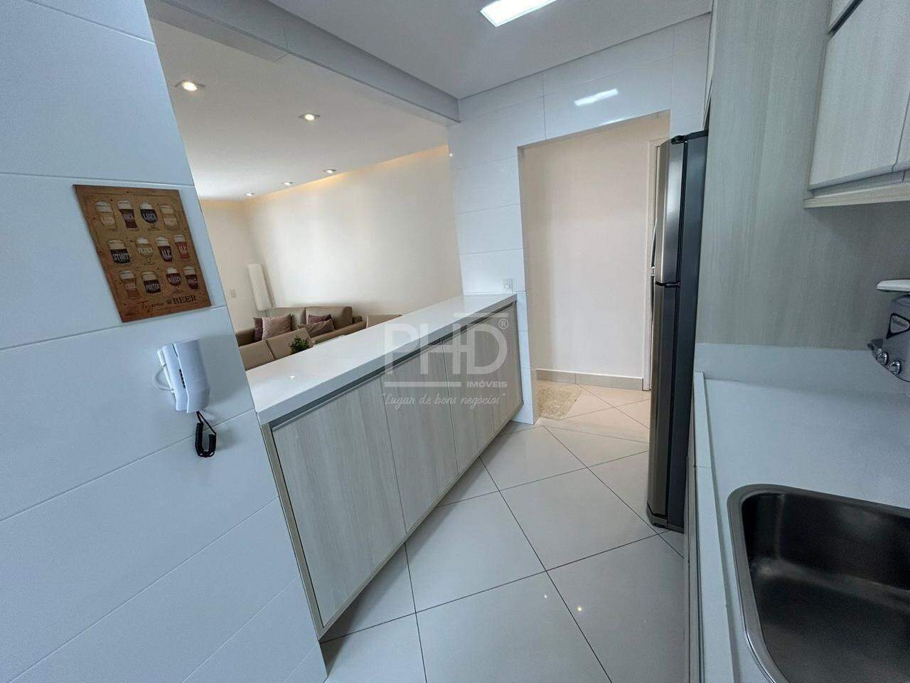 Apartamento à venda com 2 quartos, 80m² - Foto 26