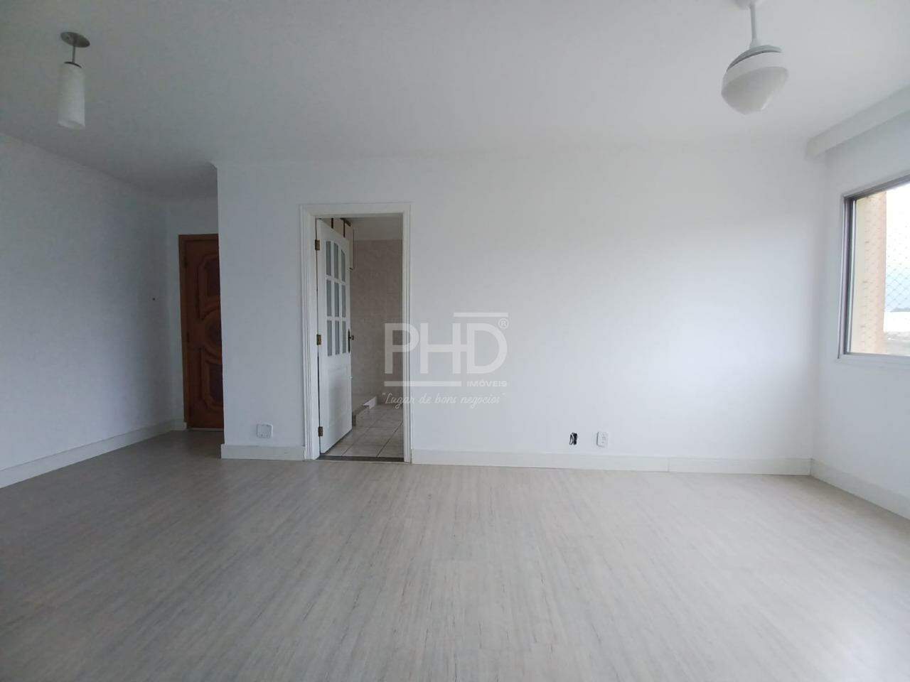 Apartamento à venda com 2 quartos, 72m² - Foto 3