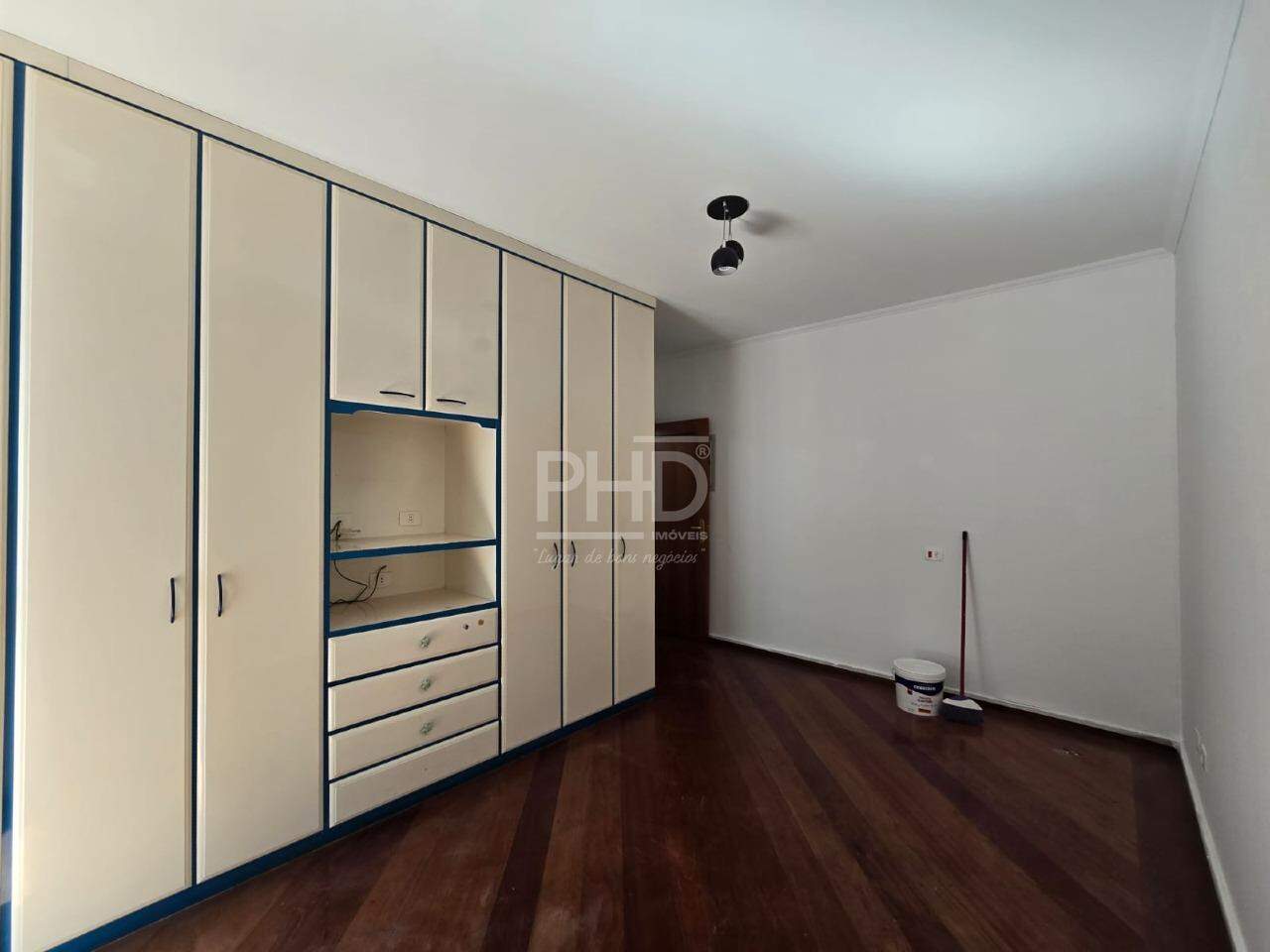 Sobrado para alugar com 3 quartos, 272m² - Foto 19