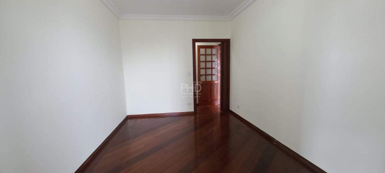 Apartamento à venda com 3 quartos, 145m² - Foto 20