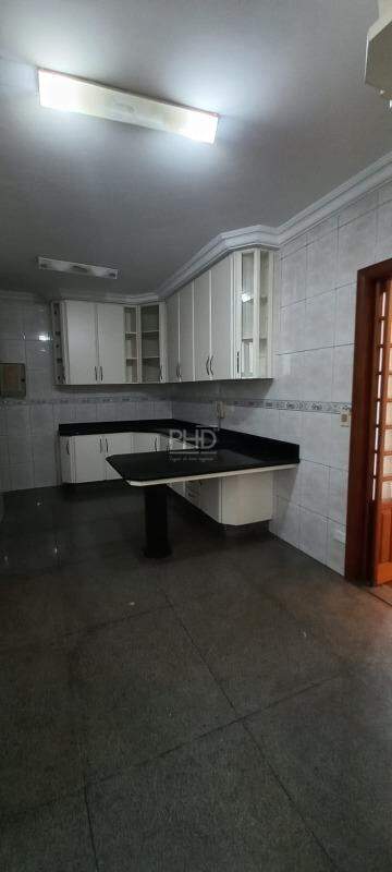 Apartamento à venda com 3 quartos, 145m² - Foto 10