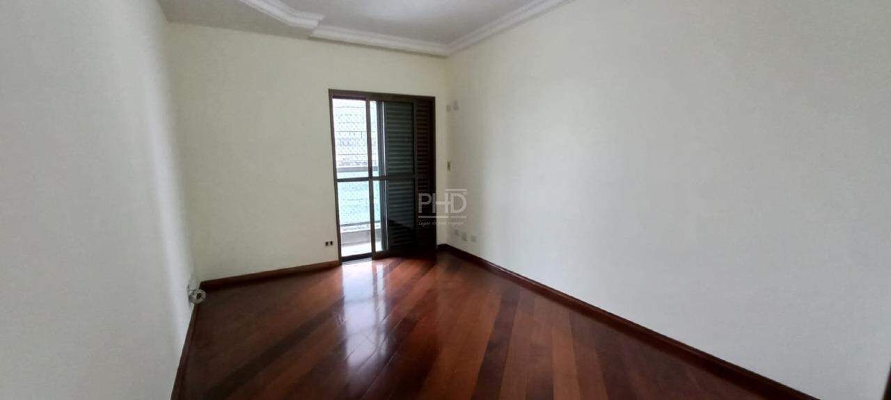 Apartamento à venda com 3 quartos, 145m² - Foto 19