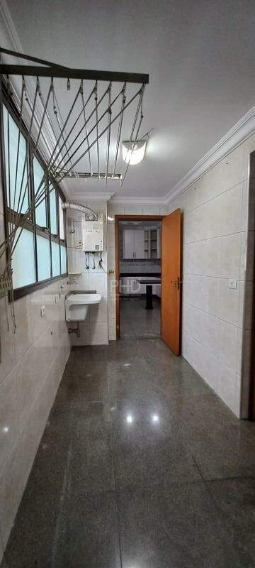 Apartamento à venda com 3 quartos, 145m² - Foto 30