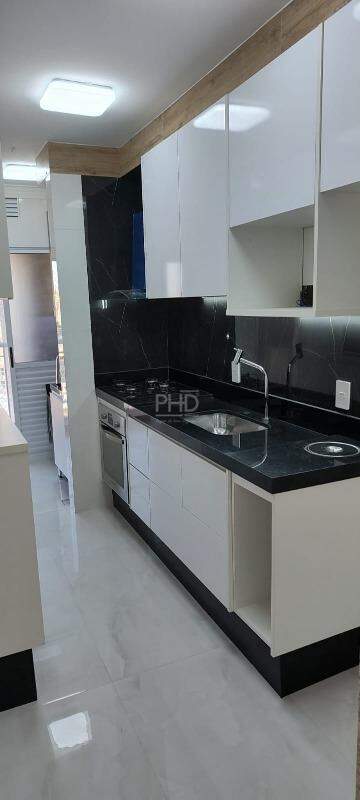 Apartamento à venda com 3 quartos, 83m² - Foto 12