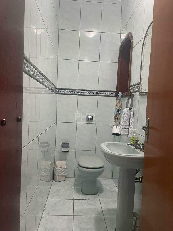 Sobrado à venda com 3 quartos, 314m² - Foto 24