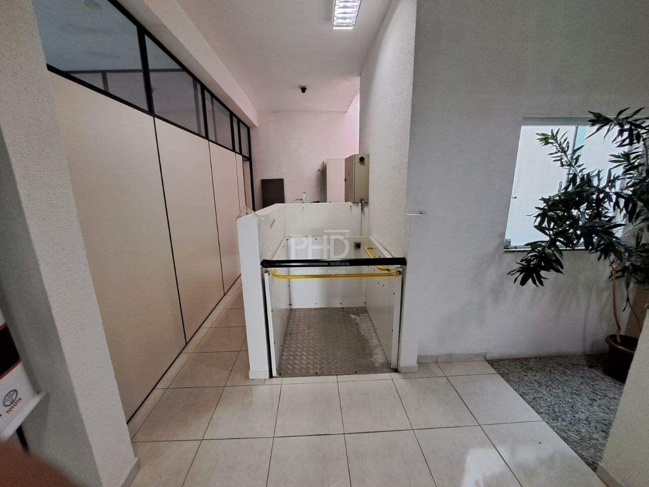 Prédio Inteiro para alugar, 280m² - Foto 10