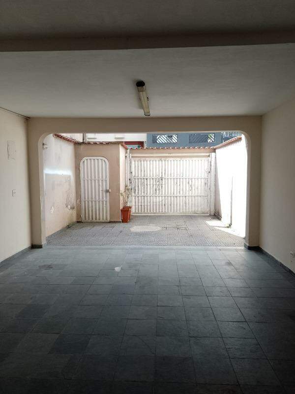 Sobrado para alugar com 3 quartos, 225m² - Foto 50