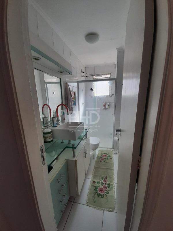 Apartamento à venda com 2 quartos, 55m² - Foto 16