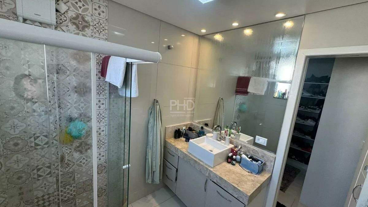 Sobrado à venda com 3 quartos, 212m² - Foto 18