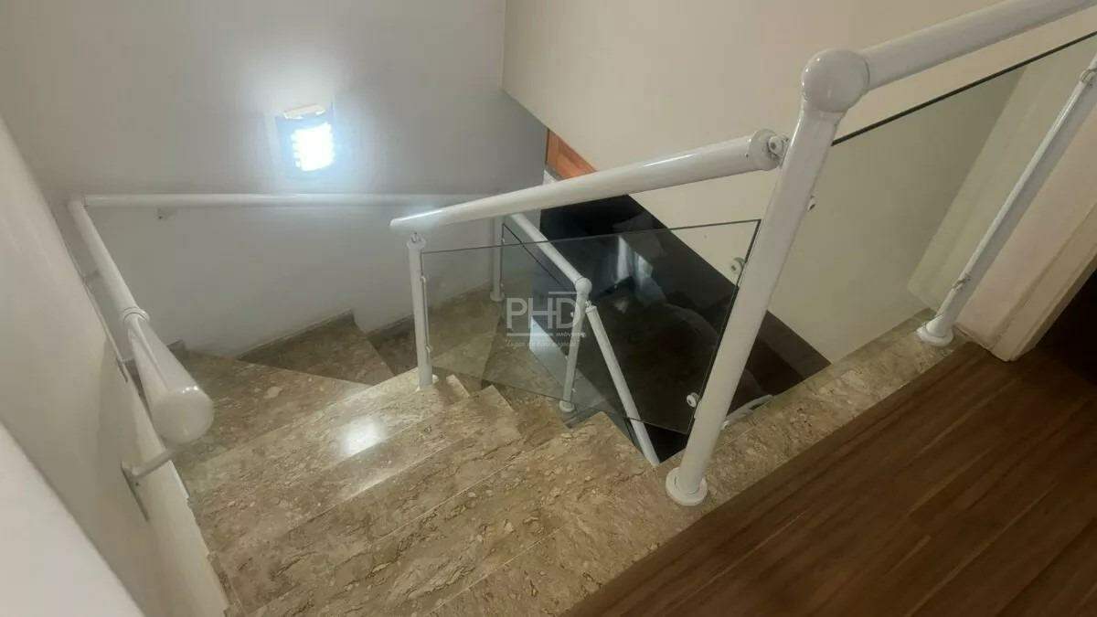 Sobrado à venda com 3 quartos, 212m² - Foto 8