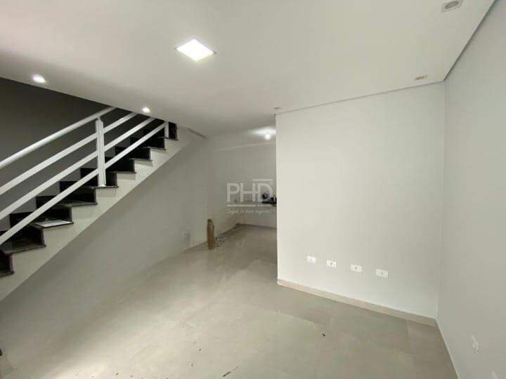 Sobrado à venda com 2 quartos, 142m² - Foto 1