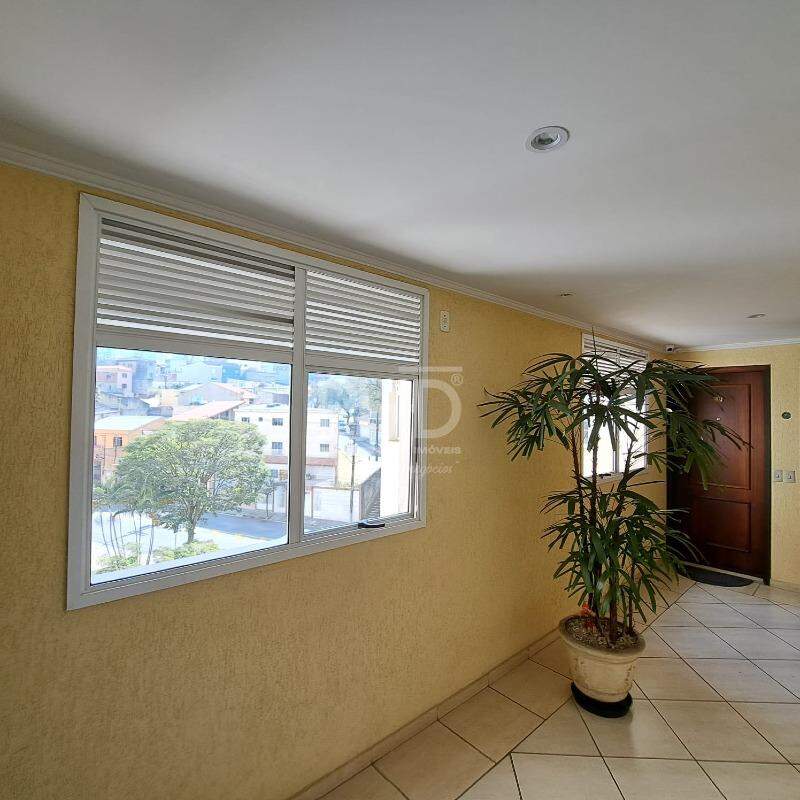 Apartamento à venda com 3 quartos, 83m² - Foto 9