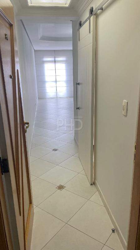 Apartamento à venda com 3 quartos, 85m² - Foto 29