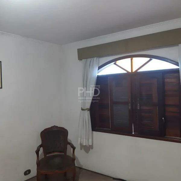 Casa à venda com 4 quartos, 450m² - Foto 14